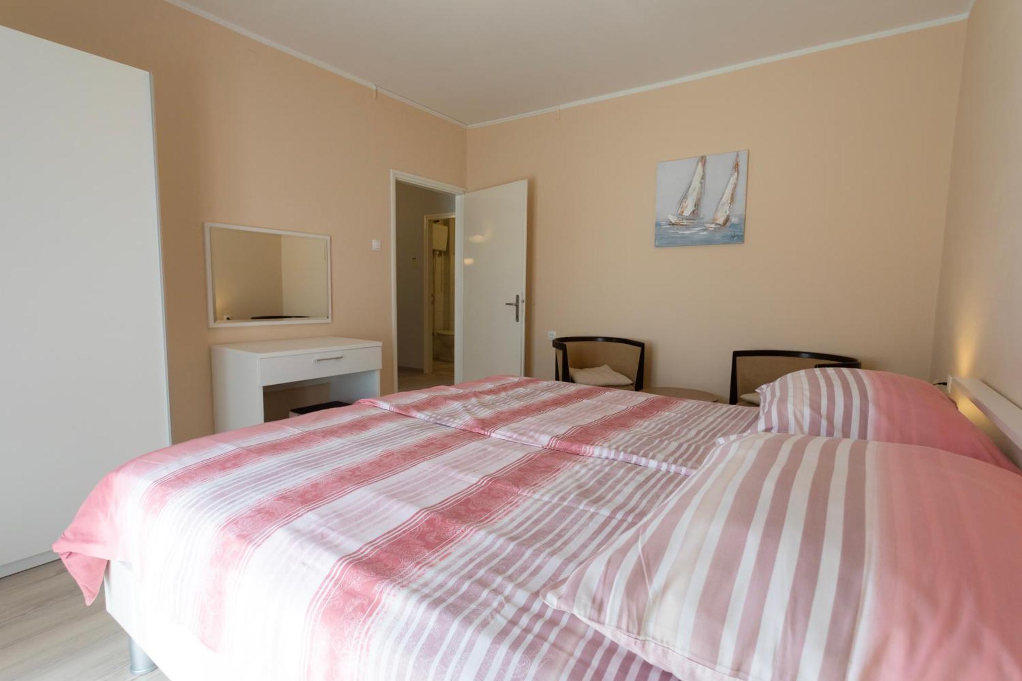 Apartments Galeb Rabac Εξωτερικό φωτογραφία